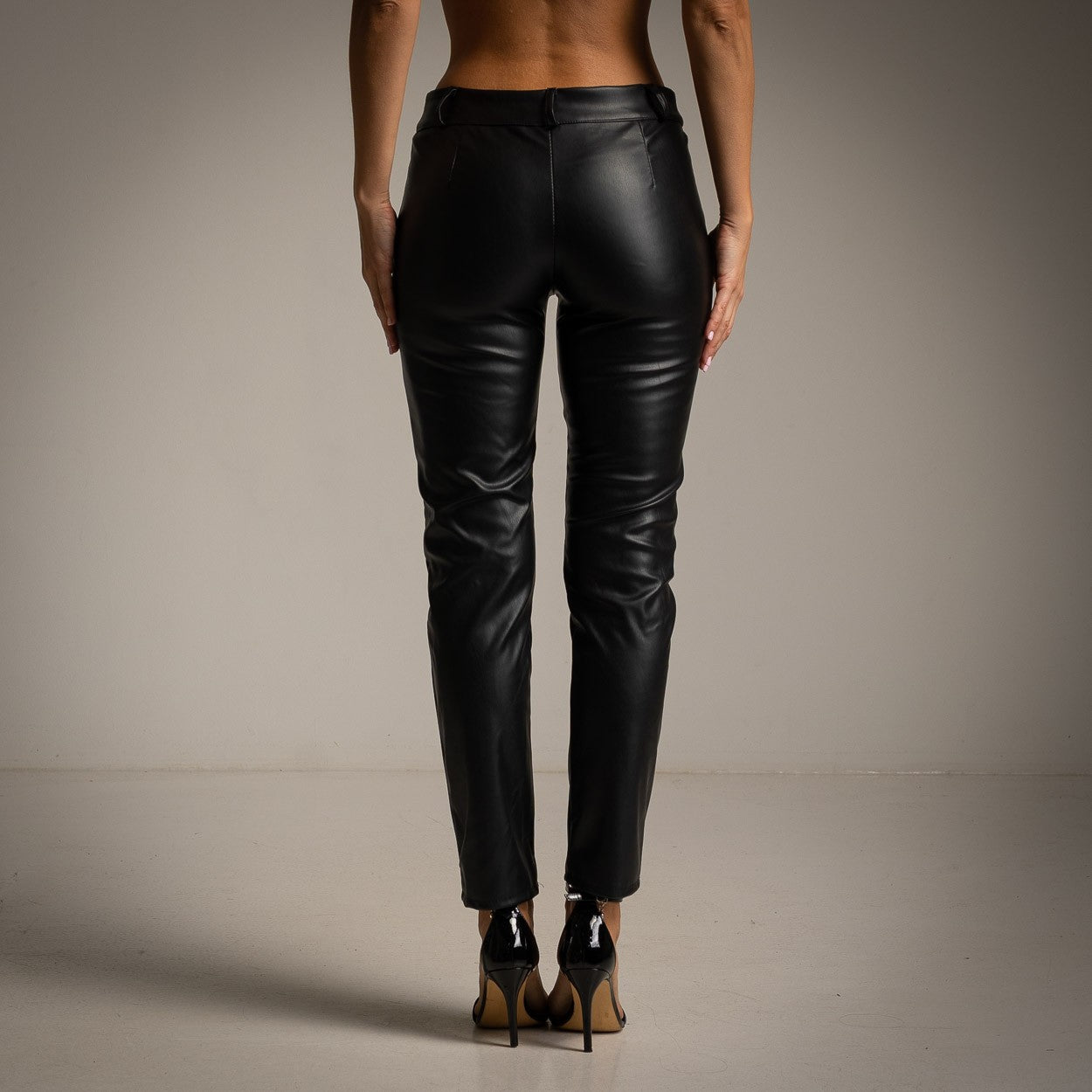 PANTALON CUIR