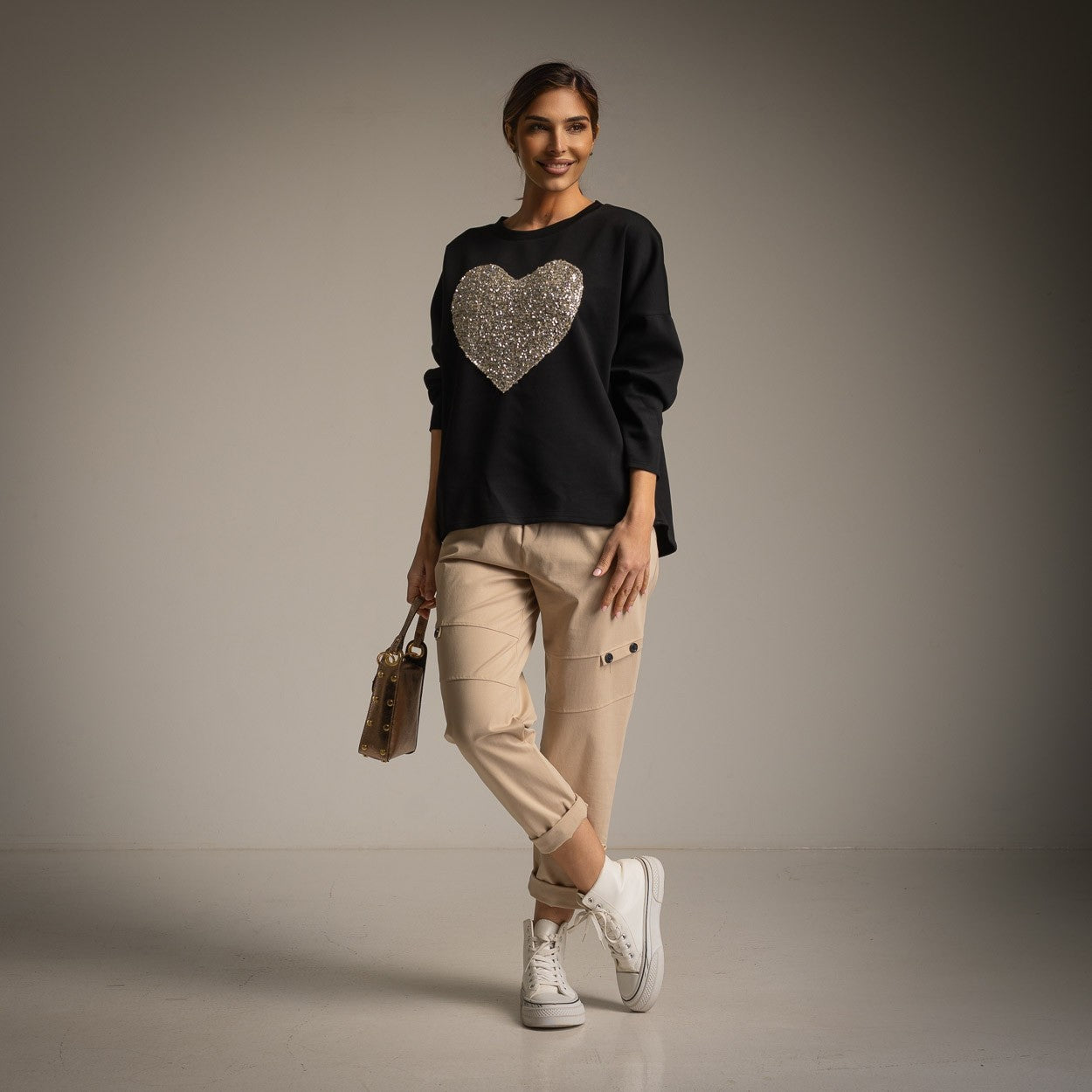 SWEAT A COEUR PAILLETTES