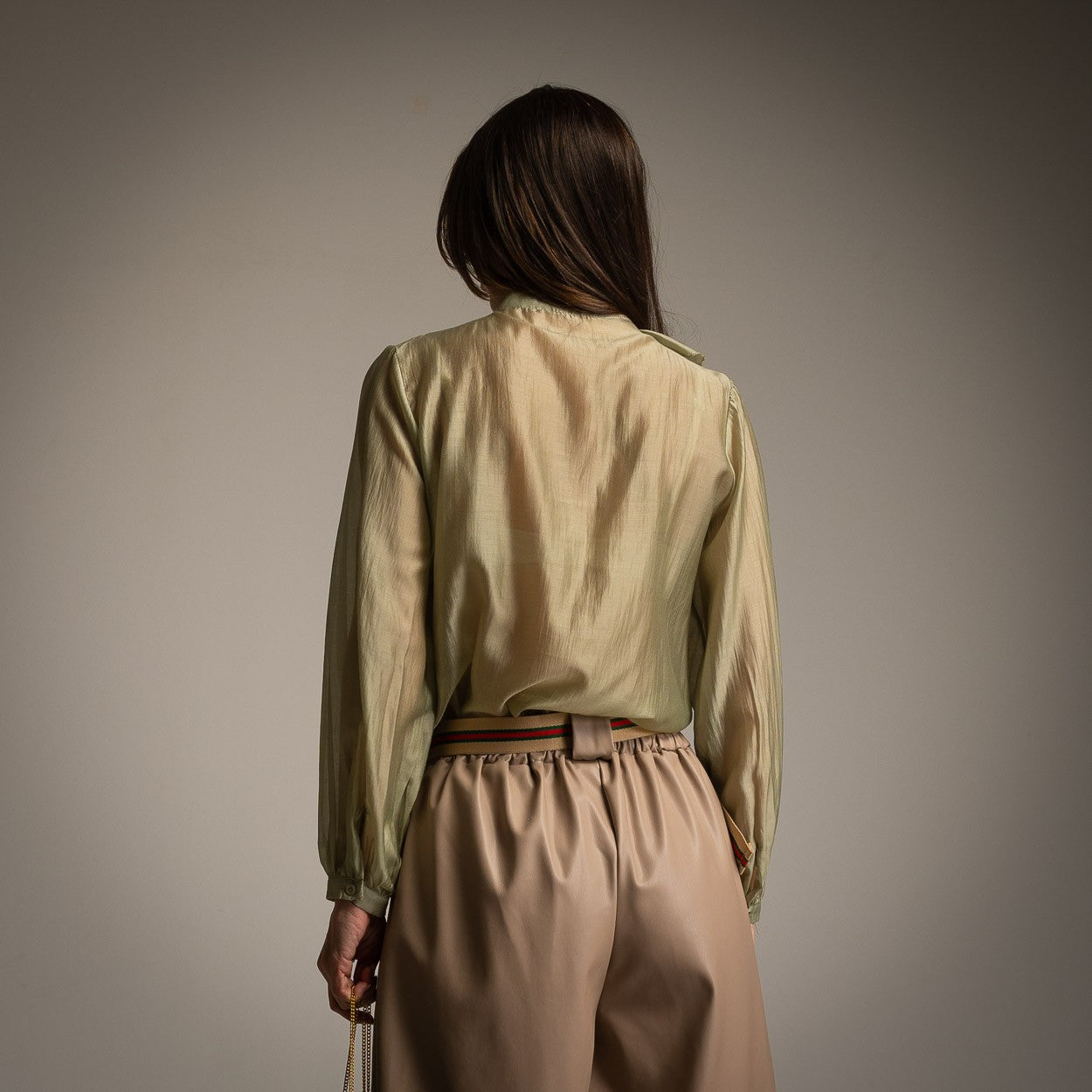 BLOUSE SEMI TRANSPARENTE KAKI